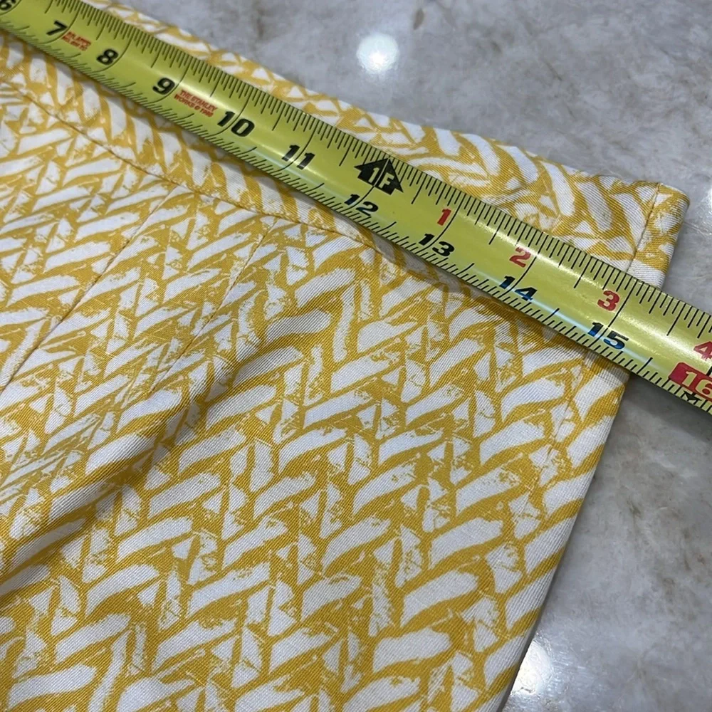 Banana Republic | Lined Pencil Skirt Rayon & Linen | Butter‎ Yellow | Size 6